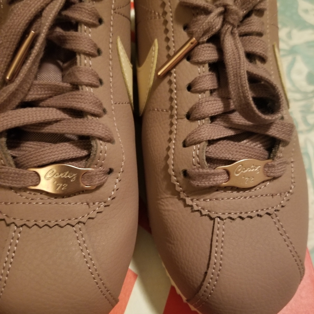 Nike Rose Gold Cortez